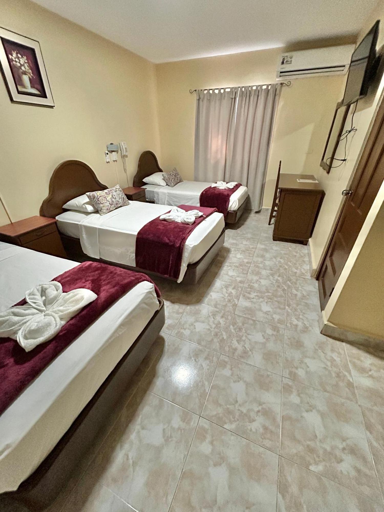 Hotel Madrid Chiriqui Давид Екстериор снимка