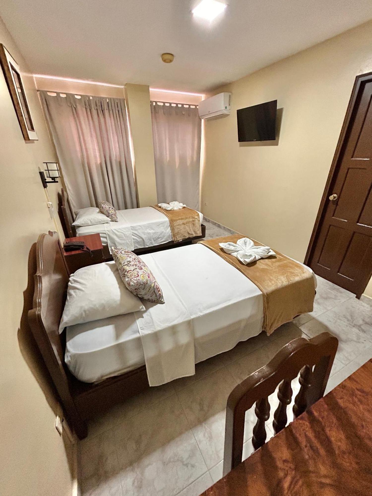 Hotel Madrid Chiriqui Давид Екстериор снимка