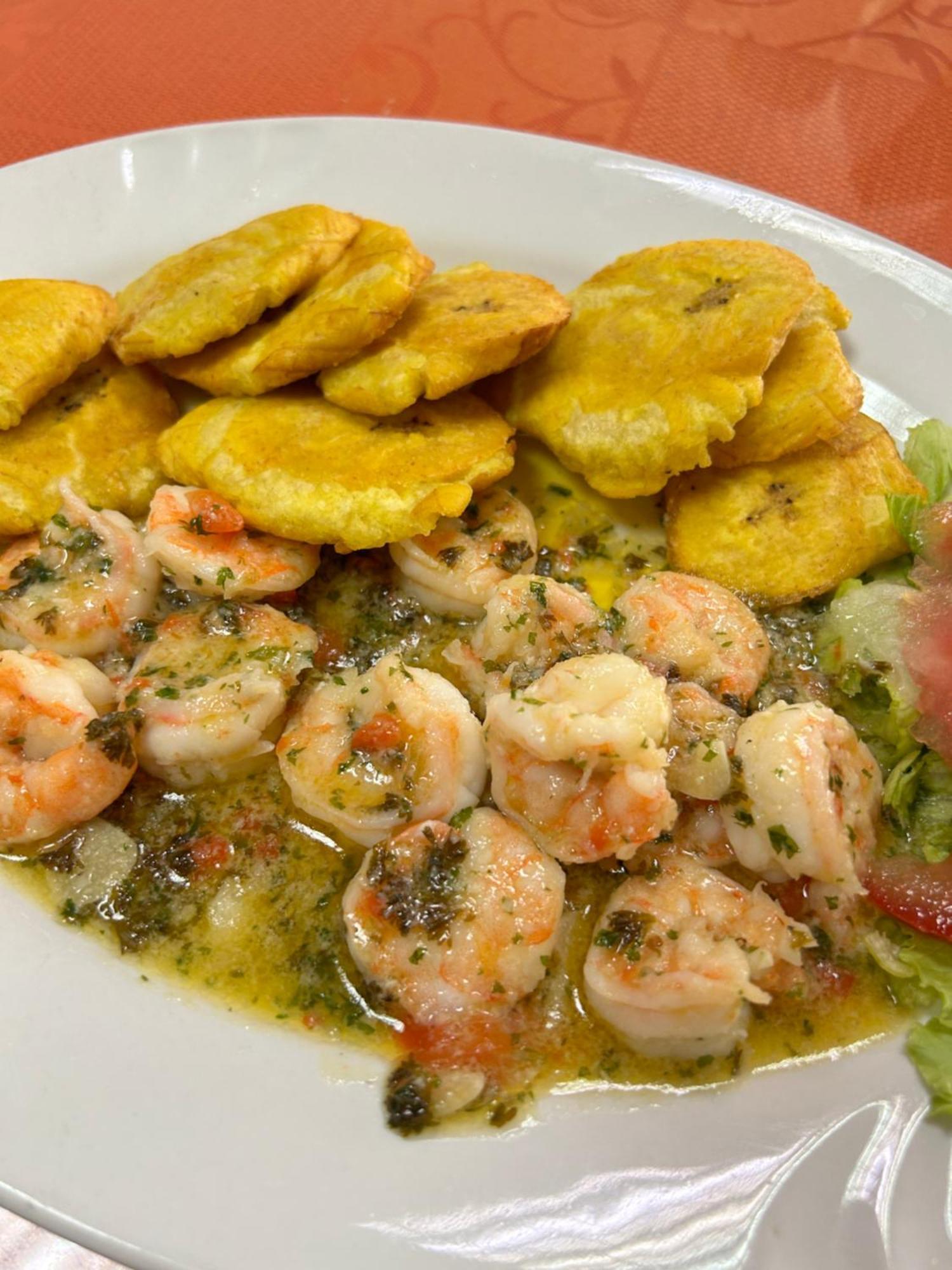 Hotel Madrid Chiriqui Давид Екстериор снимка