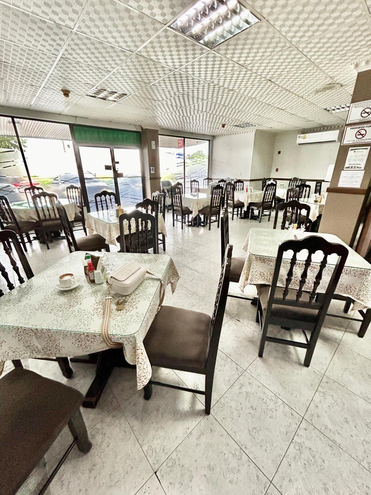 Hotel Madrid Chiriqui Давид Екстериор снимка